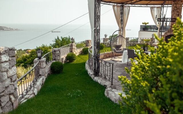 The View Premium Villas