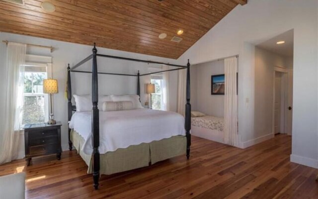 The Crystal Beach House - 1768742