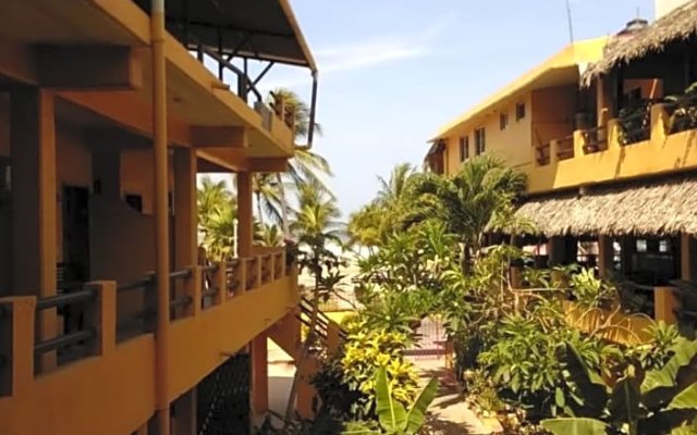 Papaya Surf Hotel
