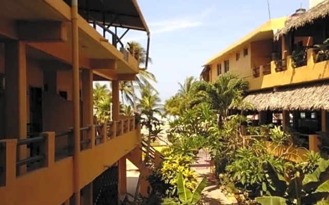 Papaya Surf Hotel