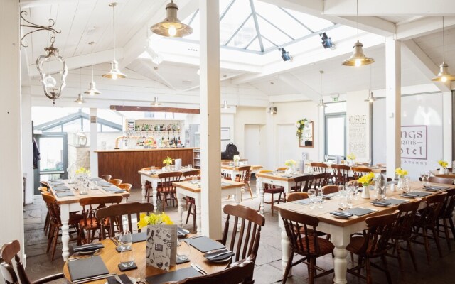 The Kings Arms Hotel