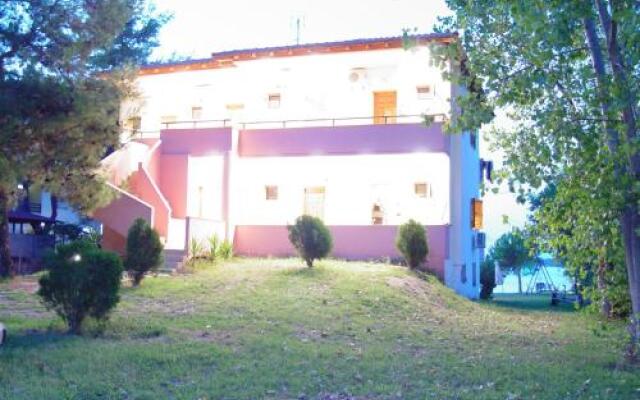 Studios Efi Beach