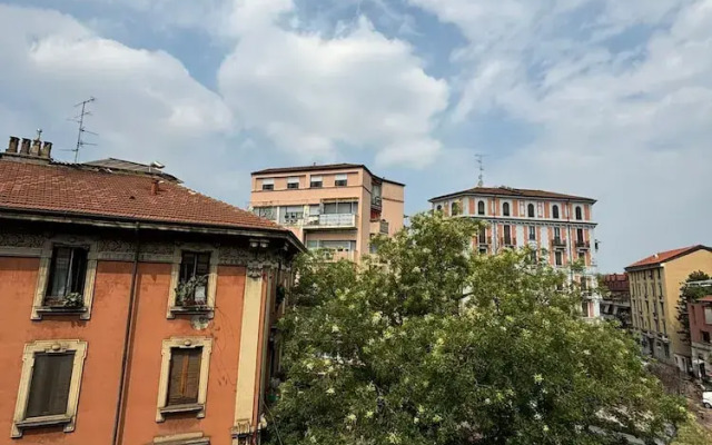 Pleasant Apartment Near Center