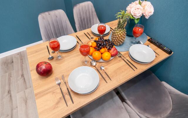 Home (Хоум) на улице Александра Матросова