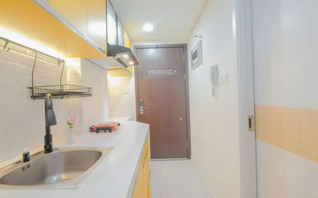 Homey And Comfortable Studio Apartment At Daan Mogot City