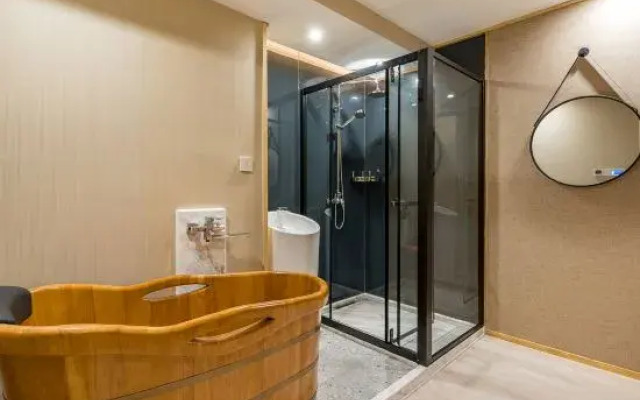 Xuzhou Yunlong Wanda Plaza Langbo Hotel