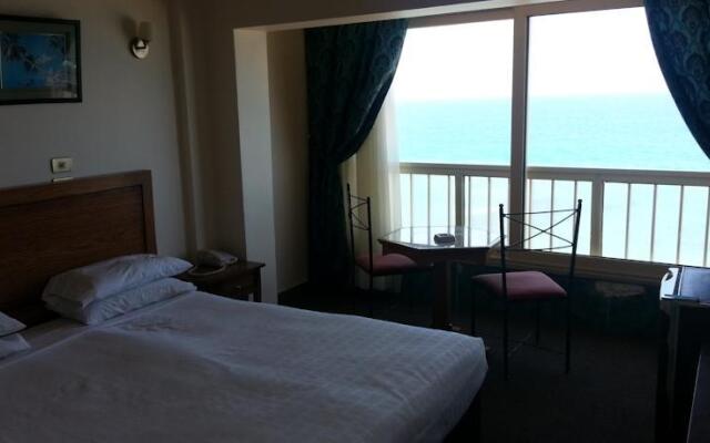 Royal Crown Hotel