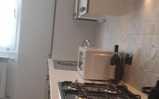 Karina House-check in H 24