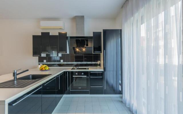 Luxury apartment Lella