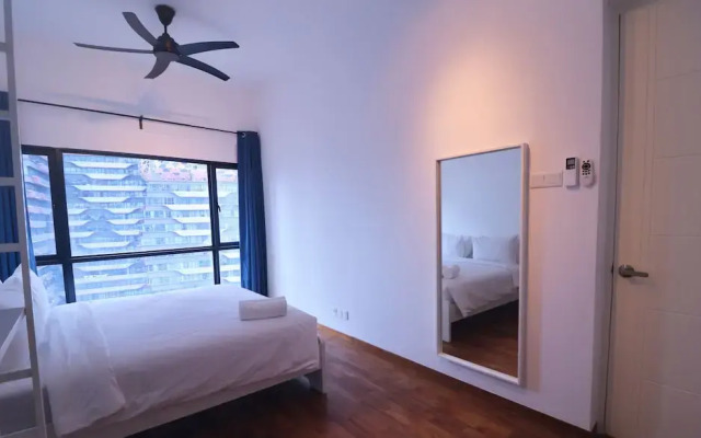 Reizz Residence