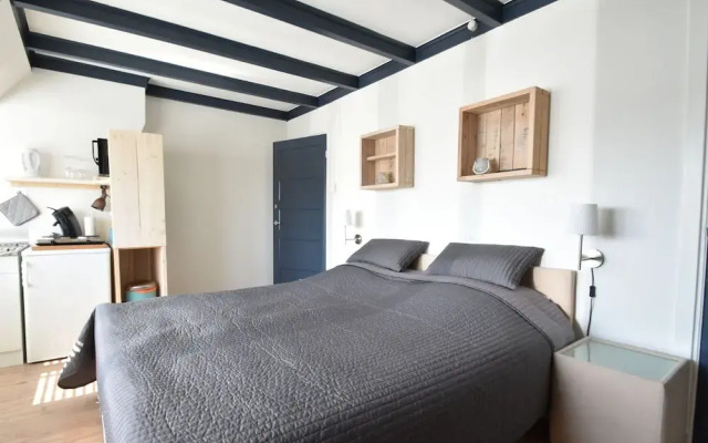 Elegant Apartment in Bergen aan Zee near Beach