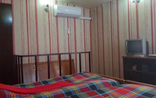 2 Santeli Turn Guest House