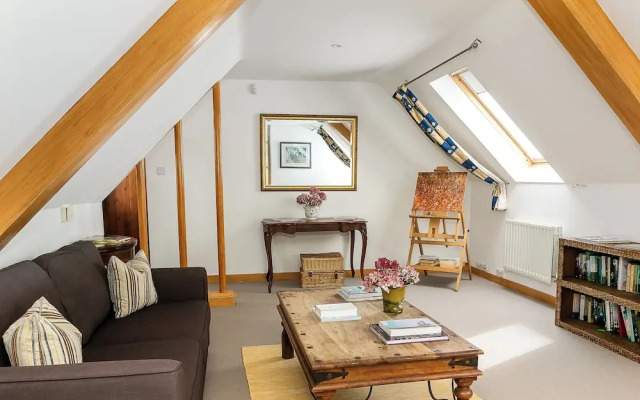 Stunning Barn Conversion - Rural Setting