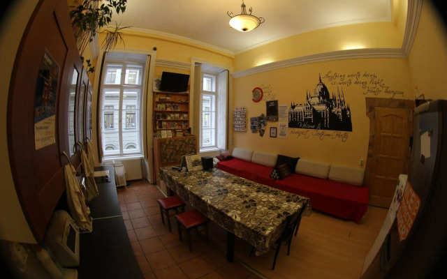 Budapest Centrum Hostel