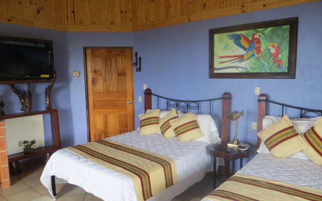 Guayabo Lodge