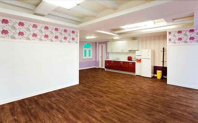 Tongyeong Paradise Pension