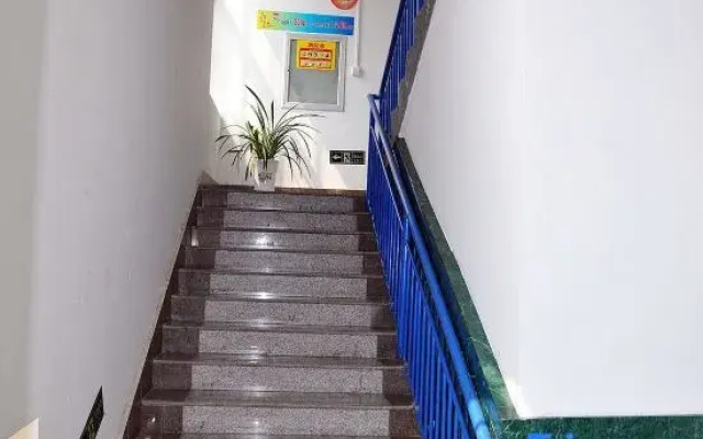 Yiyuan Kaijie Hotel