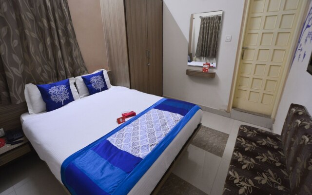 OYO 3996 HKJ Residency