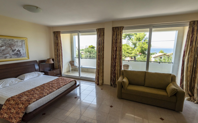 Dolphin Resort Hotel & Conference
