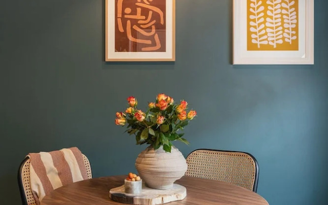 YourApartment  Cotham Arms