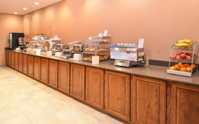 Holiday Inn Express Breezewood by IHG