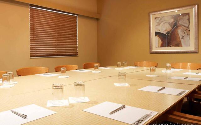 Mercure Albury