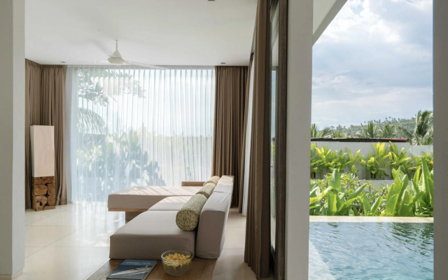 Svarga Resort Lombok – Guest Rooms – Senggigi