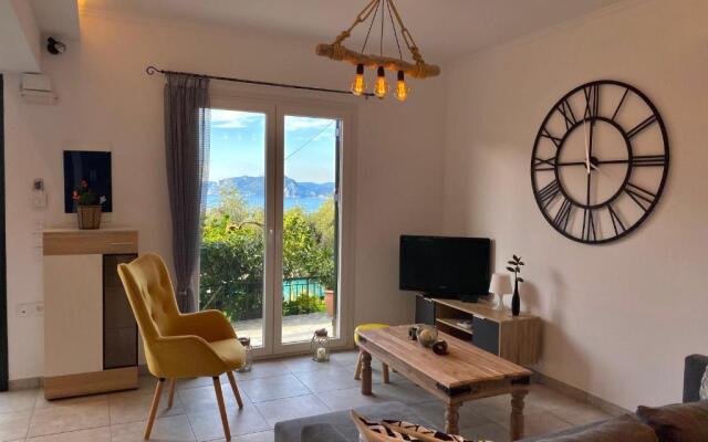 Coralli Pentati 2 "Dimitris Apartments"