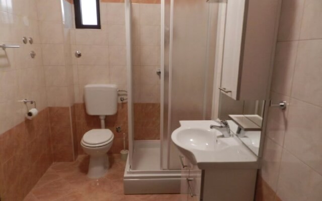 Apartments Ivo
