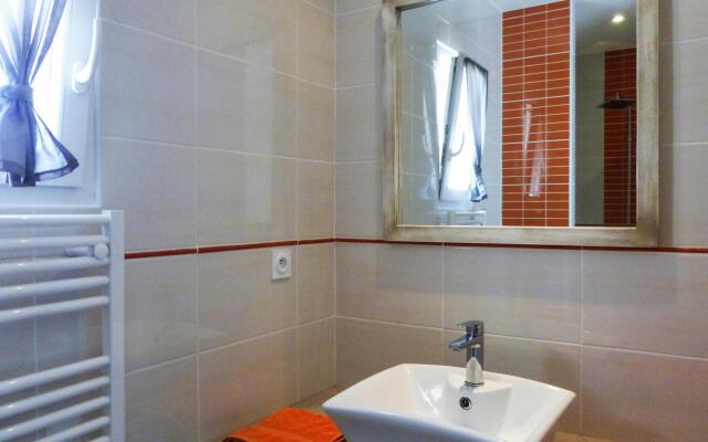 Holiday Home in Gabian Near Vineyards