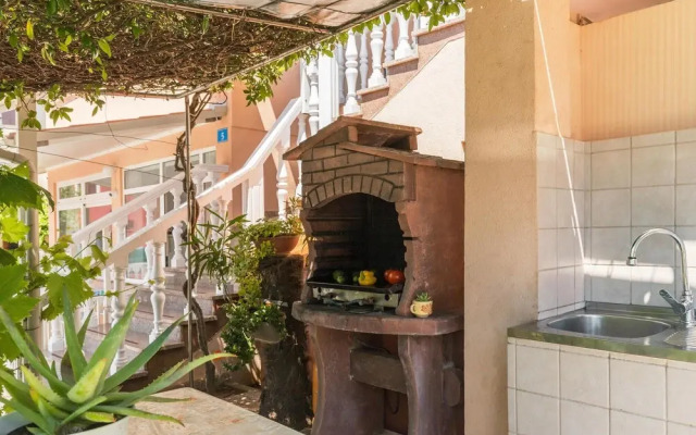 Awesome Apartment in Zambratija With Wifi and 2 Bedrooms