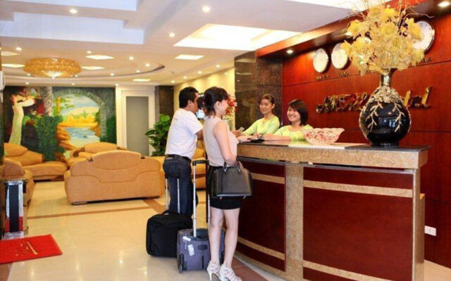 Hanoi Amore Hotel & Travel