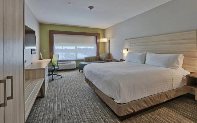 Holiday Inn Express & Suites Roswell