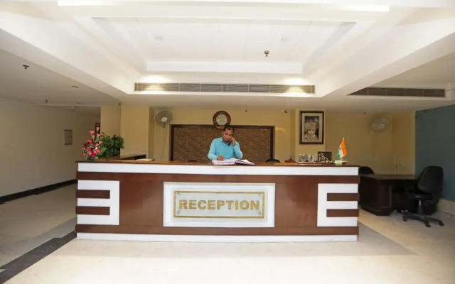 Capital O 445 Impress Hotel