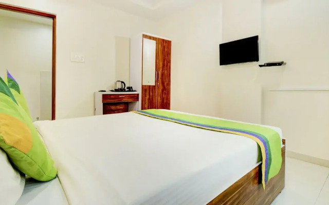 Treebo Trip White Castle