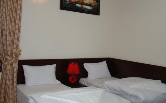 Savoy Grand Hotel Apartments