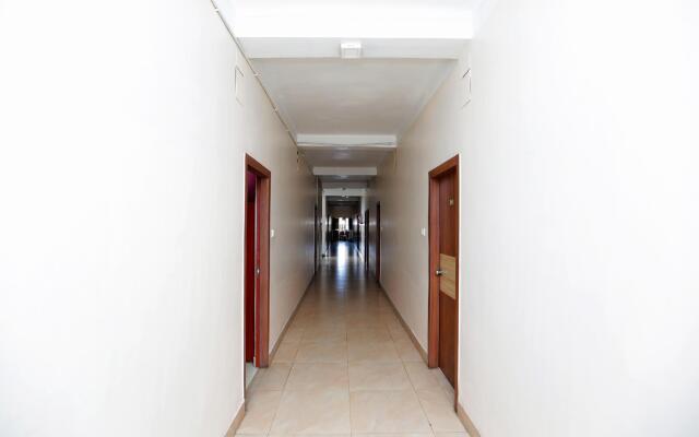 OYO Flagship 22252 Town & Country Inn