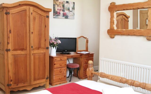 Haselbury Mill Hotel and Restaurant