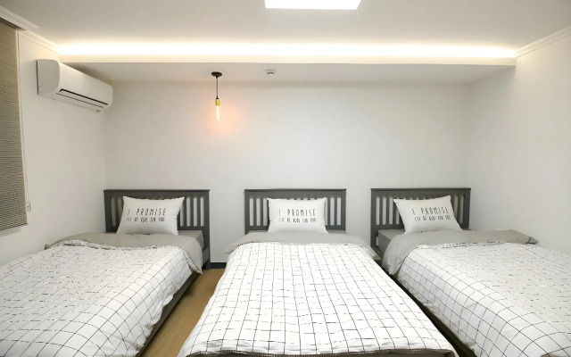 Heima Guesthouse Hongdae