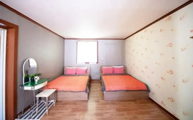 Pocheon Haneulbat Pension