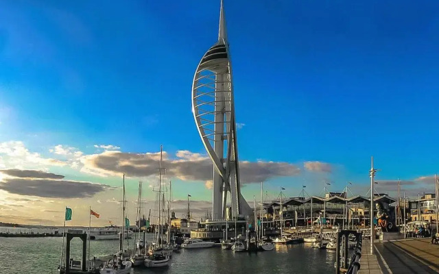 Beautiful 1 Bedroom Apartment in Hereford House