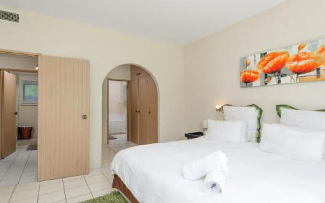 Santorini Pyrgos 17 Family Only