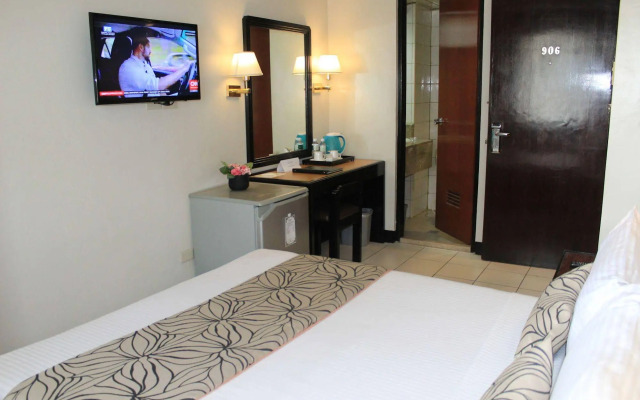 Palm Hotel Manila