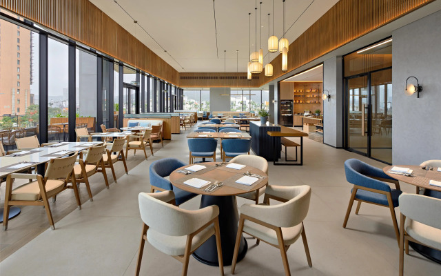 Hyatt Place Ha Long Bay, Bai Chay