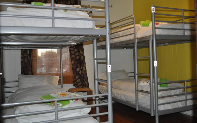 Barefoot Inn
