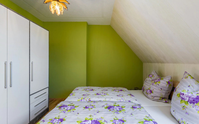 Nice apartment in Cattenstedt with a balcony