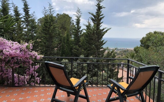 Rentcostadelsol Villa Pinares