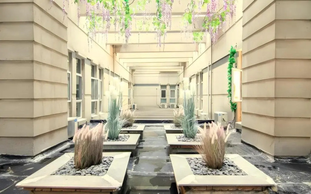 Home Inn Selected (Shanghai Raffles, North Bund)