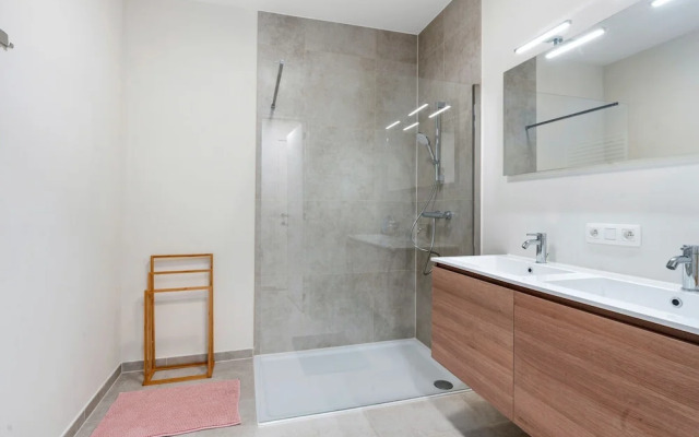 Nice Apartment Near Beach