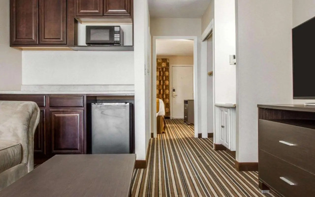 Rodeway Inn